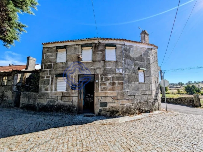 Moradia T4 para Venda em Matança Foto 2