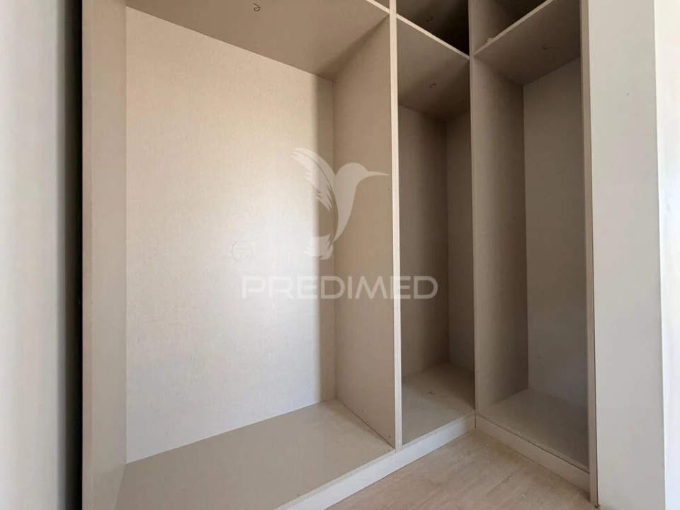 Moradia T4 para Venda em Fernao Ferro Foto 20