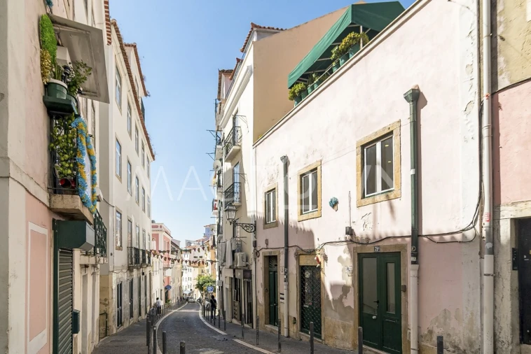 Prédio para Venda em Santa Maria Maior Foto 24
