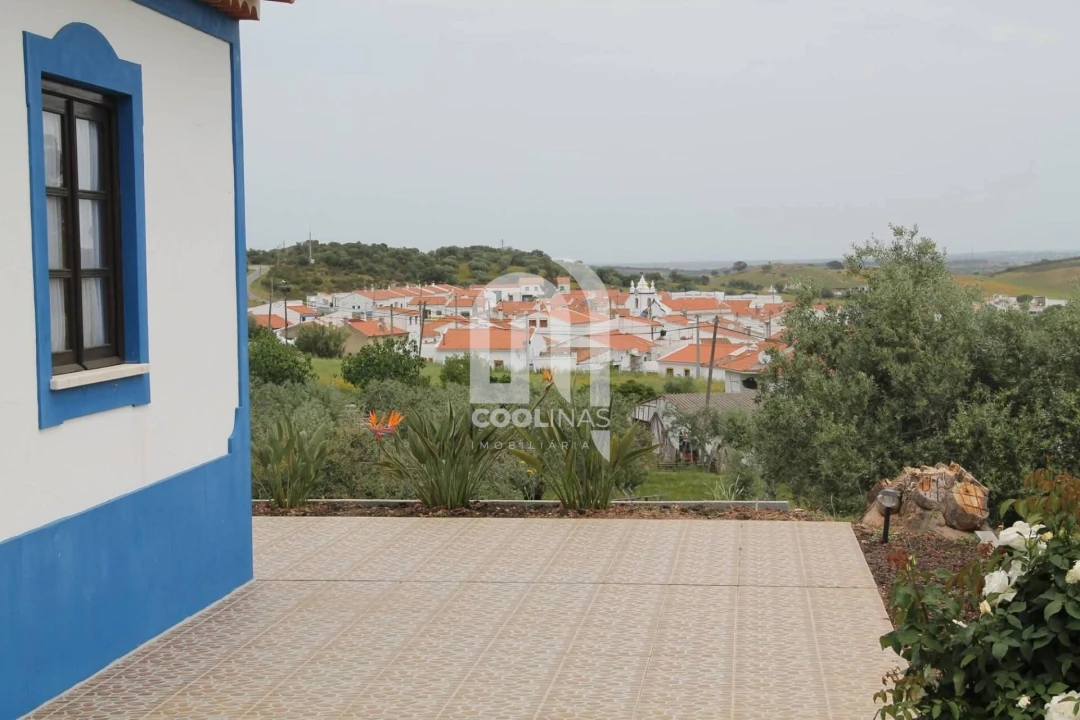 Quinta T3 para Venda em Vale de Santiago Foto 21