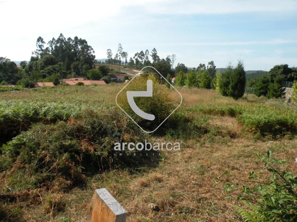 Terreno para Venda em Agualonga Foto 1