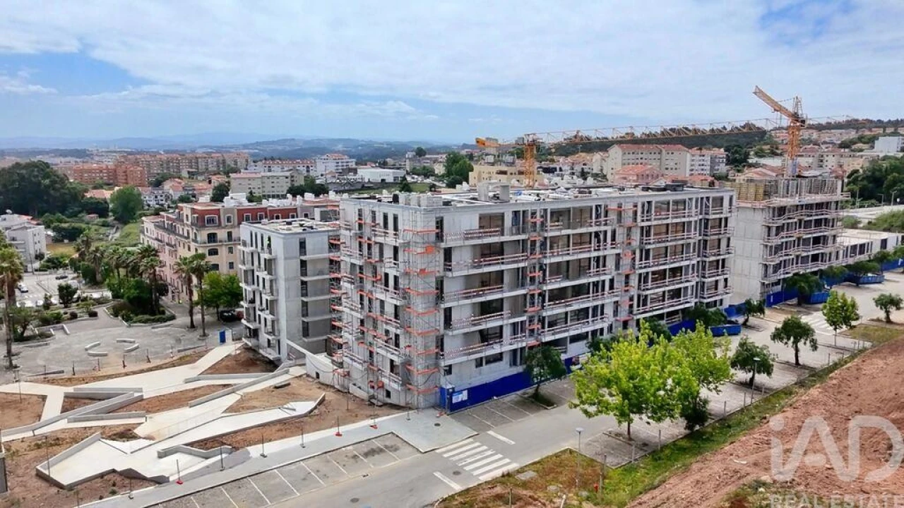 Apartamento T2 para Venda em Oliveira do Douro Foto 13