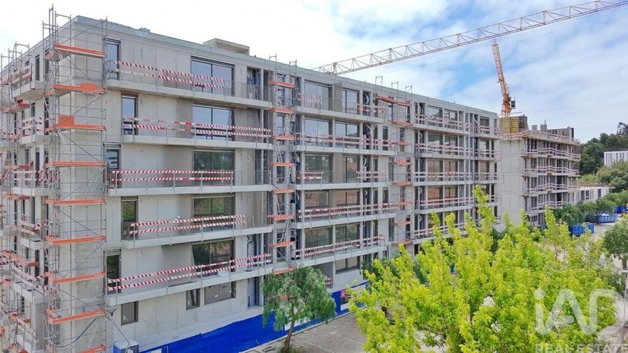 Apartamento T2 para Venda em Oliveira do Douro Foto 24
