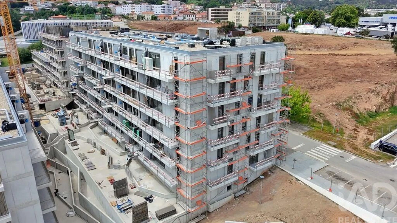 Apartamento T2 para Venda em Oliveira do Douro Foto 22