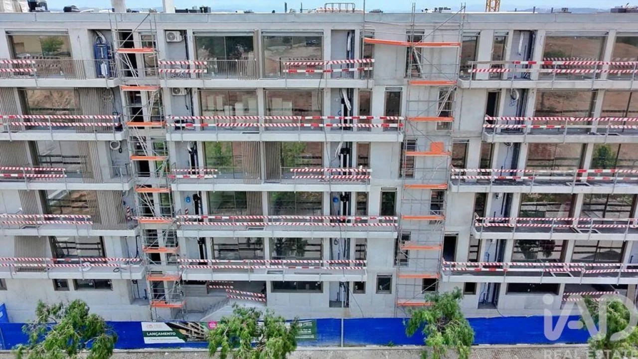 Apartamento T2 para Venda em Oliveira do Douro Foto 20
