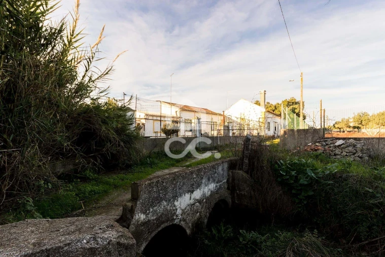 Quinta T3 para Venda em Canaviais Foto 37