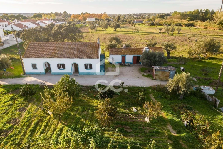 Quinta T3 para Venda em Canaviais Foto 3