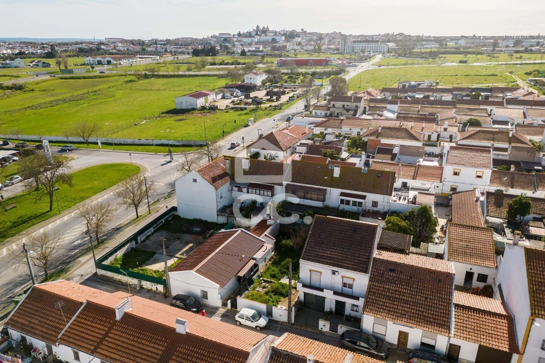 Moradia T3 para Venda em Bacelo e Senhora da Saúde Foto 15