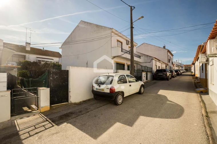 Moradia T3 para Venda em Bacelo e Senhora da Saúde Foto 12