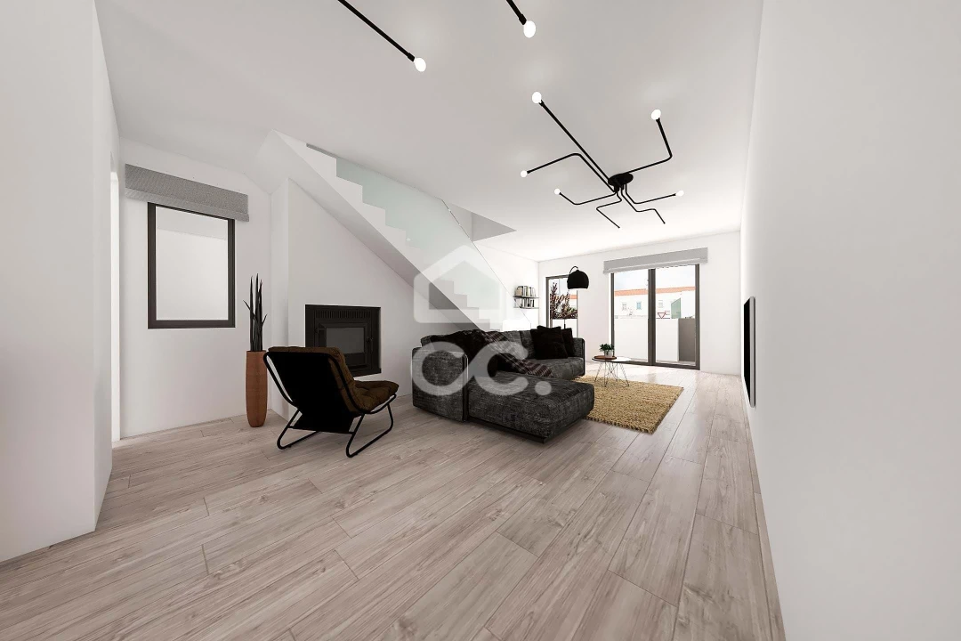 Moradia T4 para Venda em Canaviais Foto 2