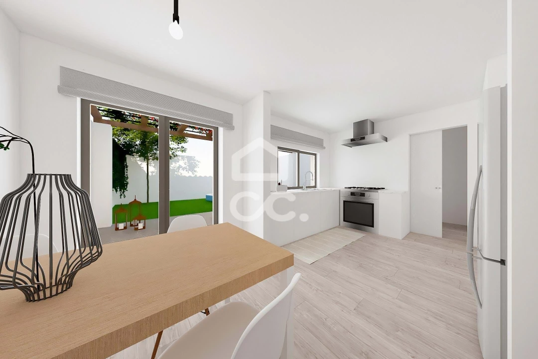 Moradia T4 para Venda em Canaviais Foto 5