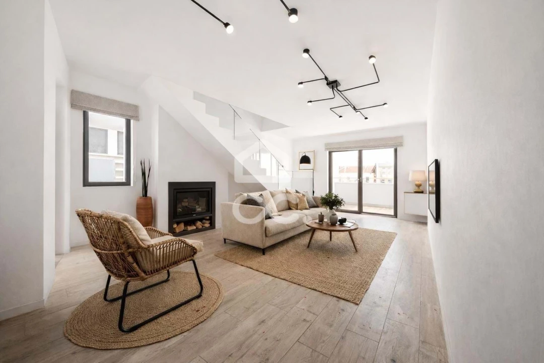 Moradia T4 para Venda em Canaviais Foto 2