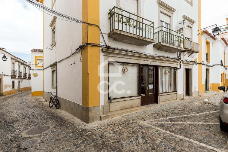 Apartamento T4 para Venda em Évora (São Mamede, Sé, São Pedro e Santo Antão) Foto 24