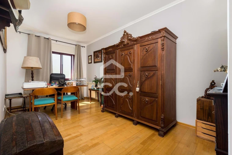 Apartamento T5 para Venda em Malagueira e Horta das Figueiras Foto 15