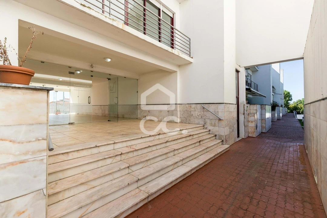 Apartamento T5 para Venda em Malagueira e Horta das Figueiras Foto 31