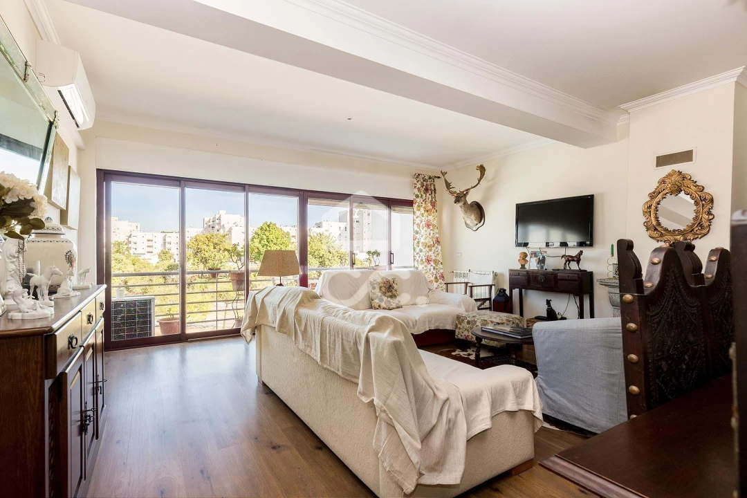 Apartamento T5 para Venda em Malagueira e Horta das Figueiras Foto 6