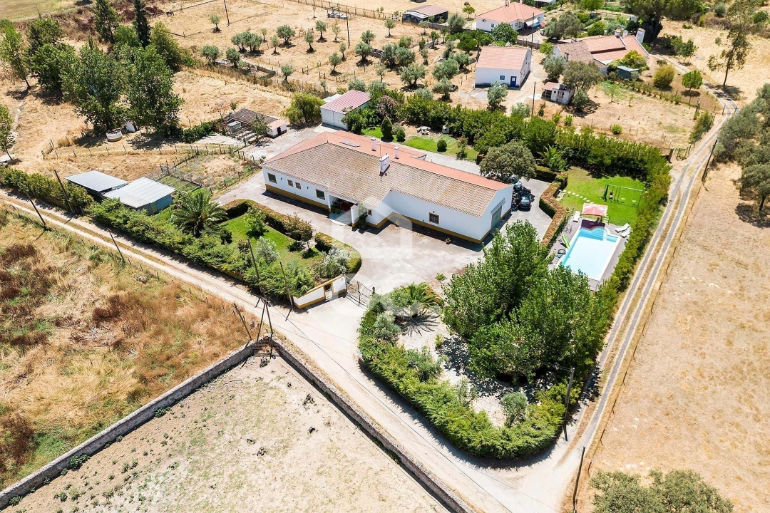 Quinta T6 para Venda em Malagueira e Horta das Figueiras Foto 2