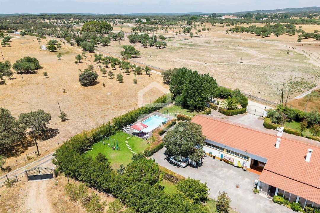Quinta T6 para Venda em Malagueira e Horta das Figueiras Foto 85