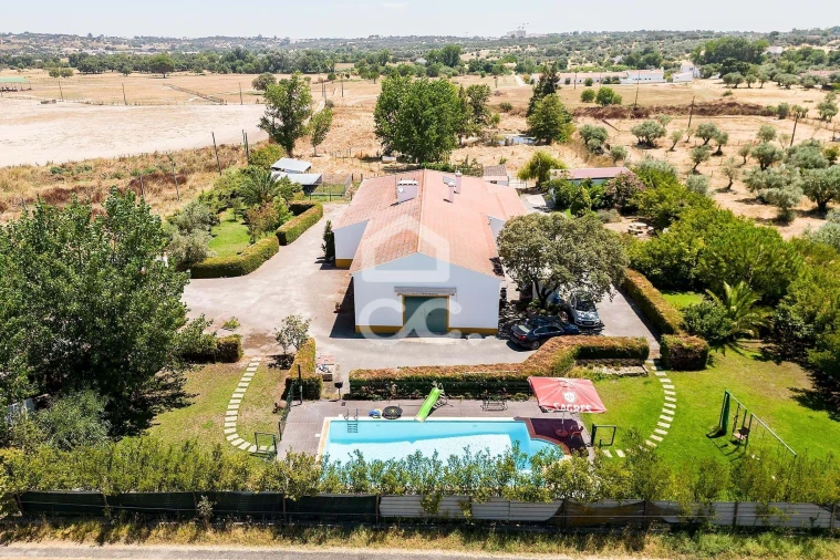 Quinta T6 para Venda em Malagueira e Horta das Figueiras Foto 75