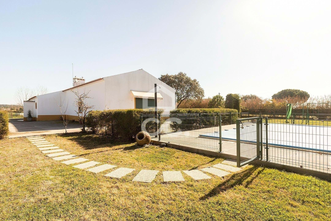 Quinta T6 para Venda em Malagueira e Horta das Figueiras Foto 46