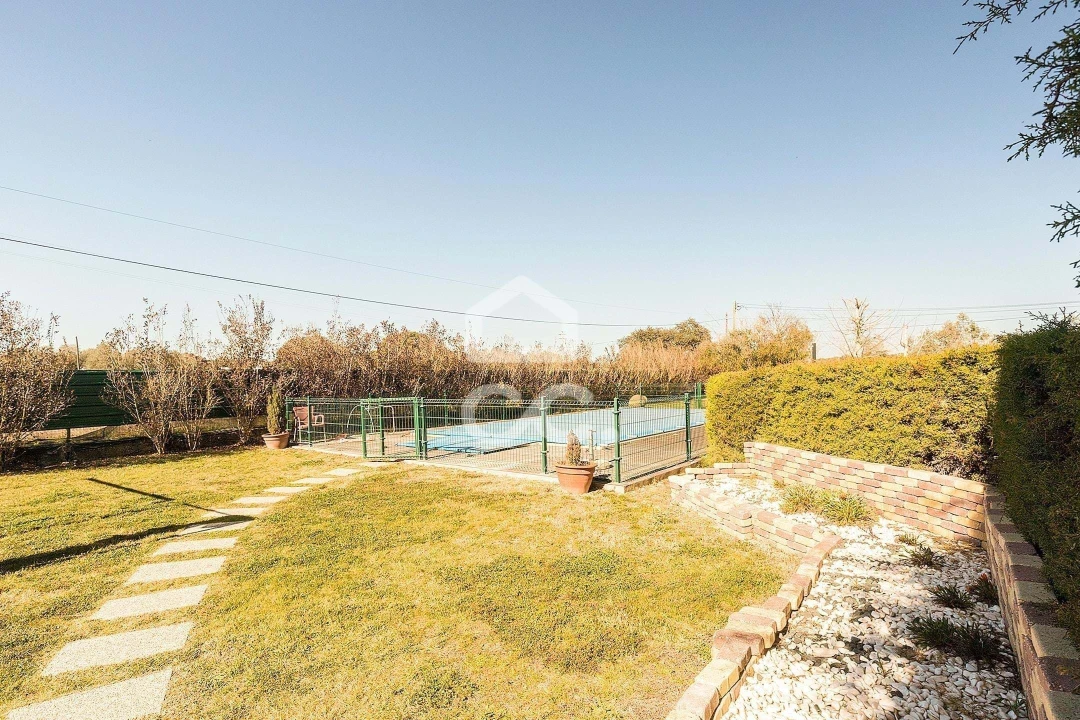 Quinta T6 para Venda em Malagueira e Horta das Figueiras Foto 44