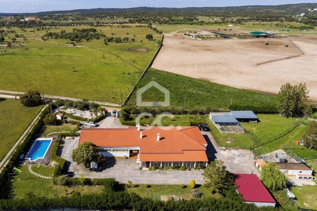 Quinta T6 para Venda em Malagueira e Horta das Figueiras Foto 69