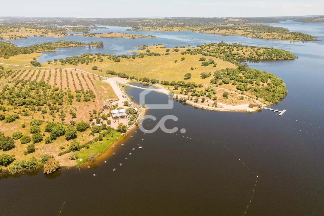 Quinta T3 para Venda em Capelins (Santo Antonio) Foto 56