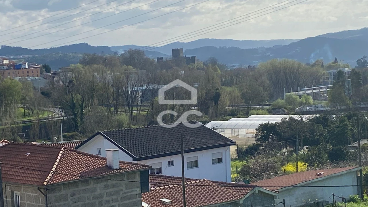 Terreno para Venda em Azurem Foto 31