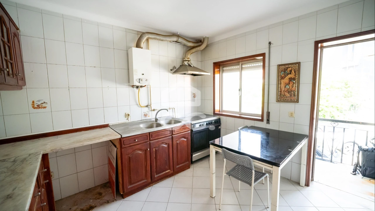 Terreno para Venda em Azurem Foto 3