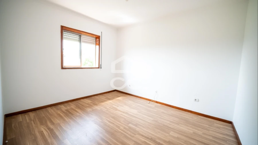 Terreno para Venda em Azurem Foto 10