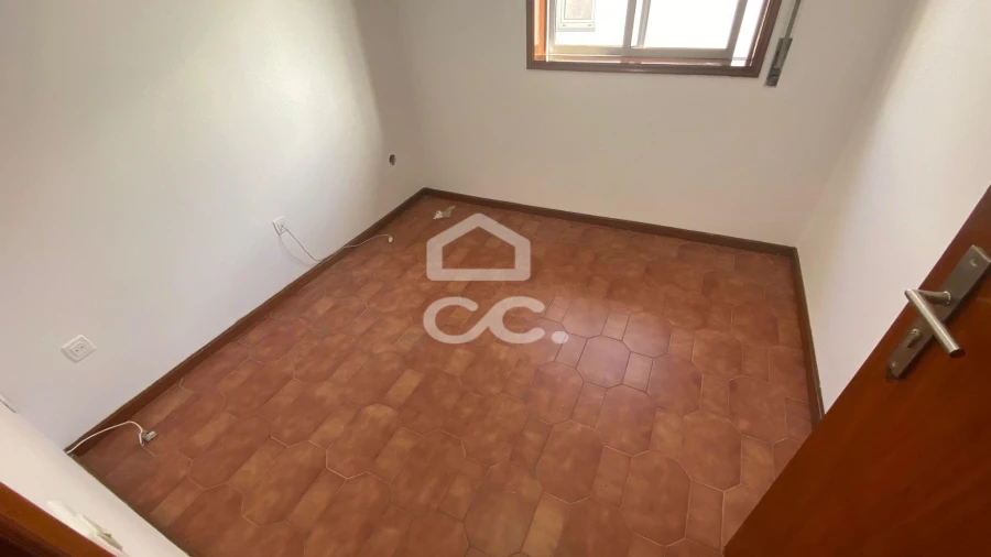 Terreno para Venda em Azurem Foto 13