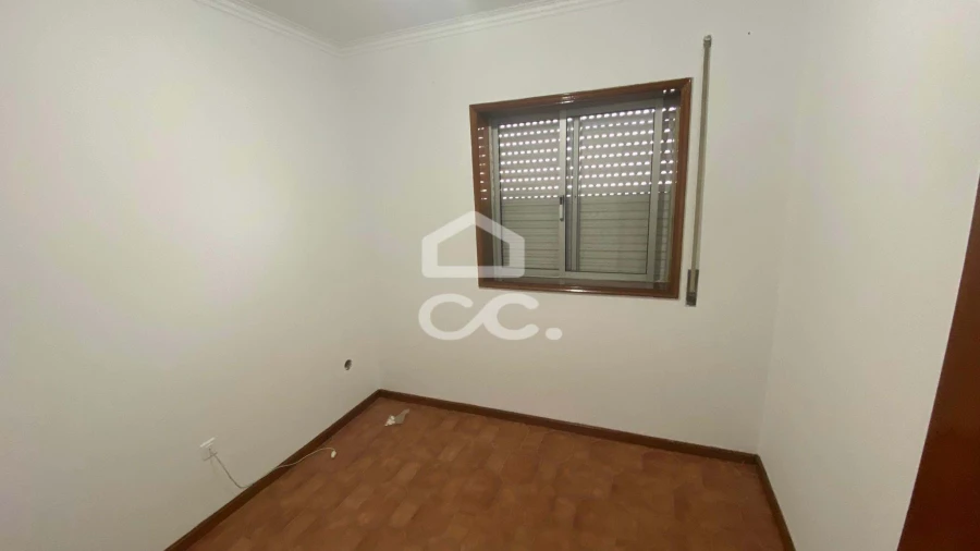 Terreno para Venda em Azurem Foto 25