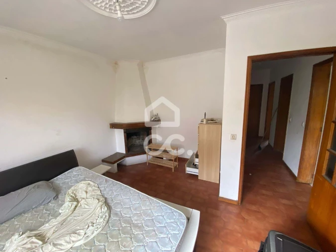 Terreno para Venda em Azurem Foto 3