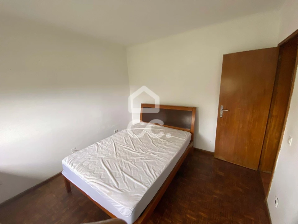 Terreno para Venda em Azurem Foto 11