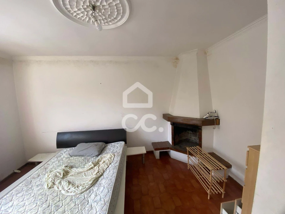 Terreno para Venda em Azurem Foto 2