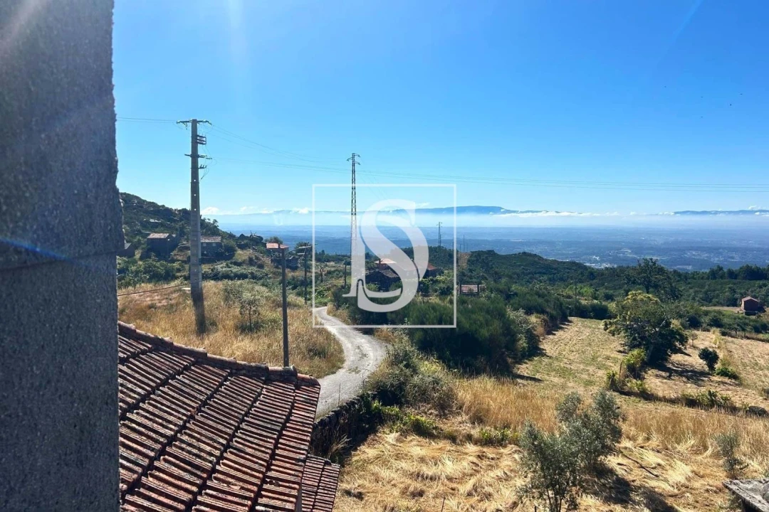 Moradia T3 para Venda em Caparrosa e Silvares Foto 11