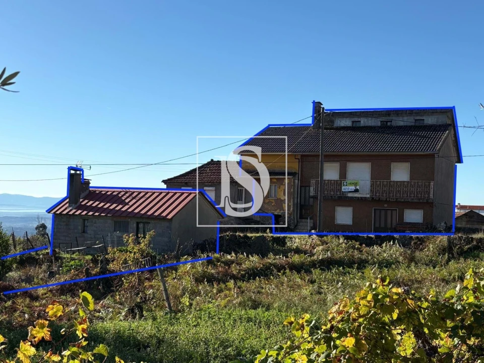 Moradia T3 para Venda em Caparrosa e Silvares Foto 1