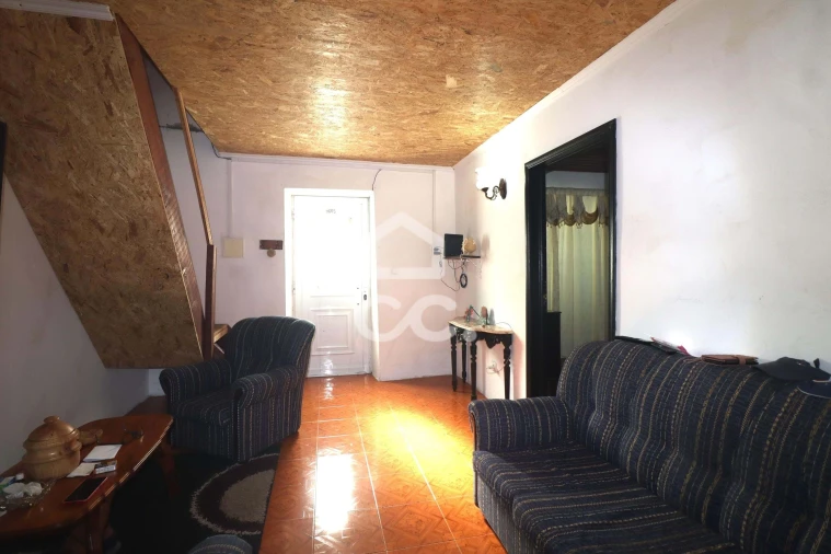 Moradia T3 para Venda em Fenais da Ajuda Foto 8