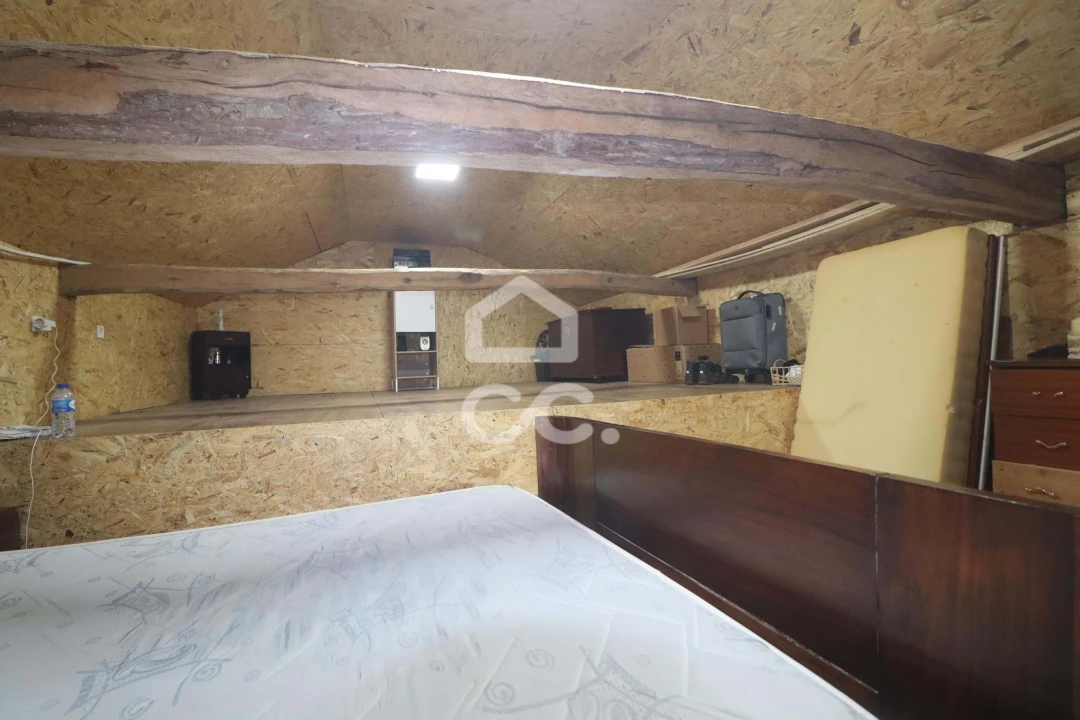 Moradia T3 para Venda em Fenais da Ajuda Foto 11