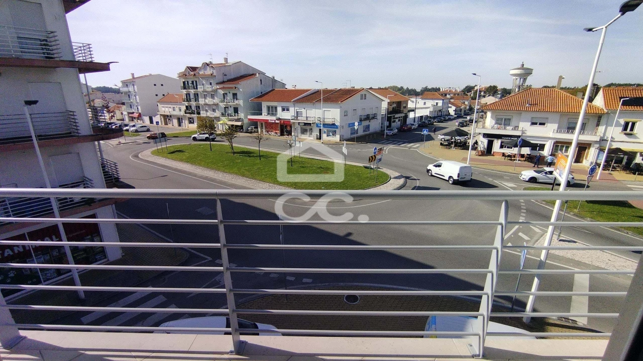 Apartamento T2 para Venda em Pataias e Martingança Foto 1
