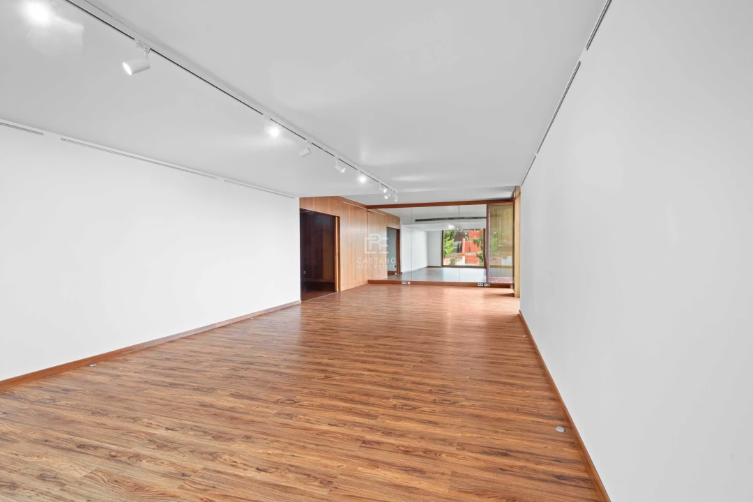 Moradia T17 para Venda em São Roque Foto 39