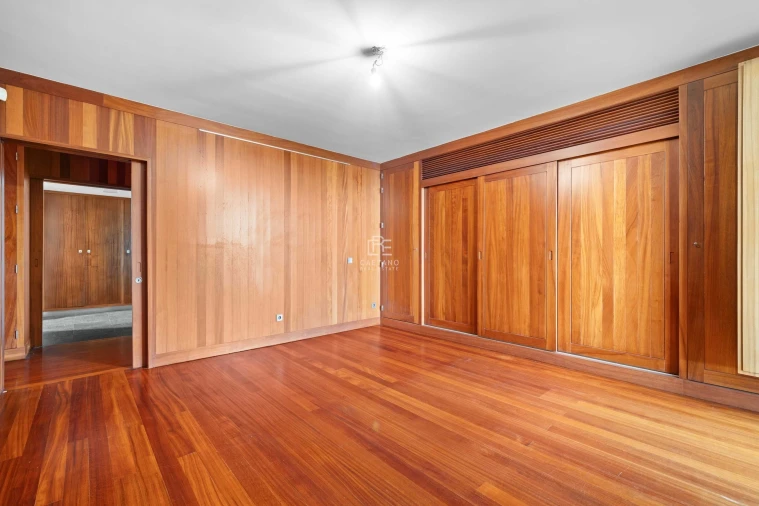 Moradia T17 para Venda em São Roque Foto 46