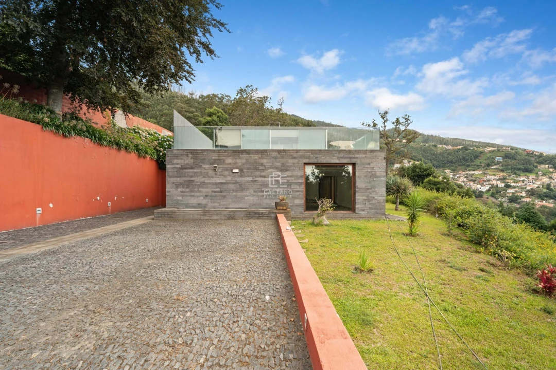 Moradia T17 para Venda em São Roque Foto 34