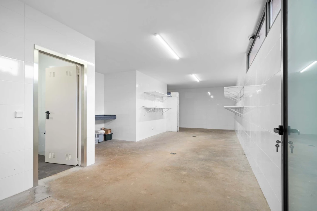 Moradia T17 para Venda em São Roque Foto 79