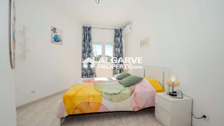 Moradia T6 para Venda em Guia Foto 14