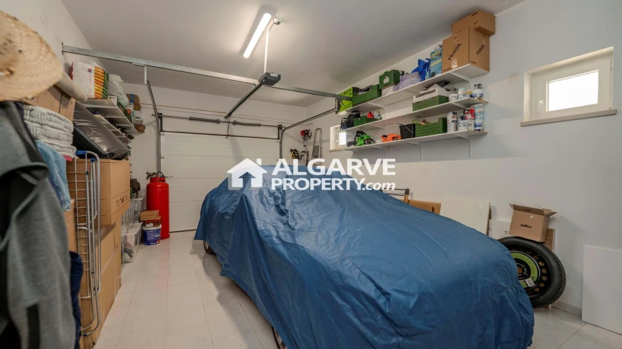 Moradia T6 para Venda em Guia Foto 16