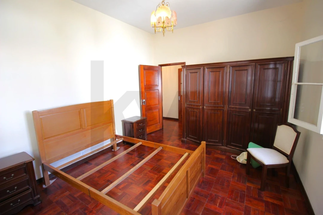 Moradia T5 para Venda em Funchal (Santa Maria Maior) Foto 47