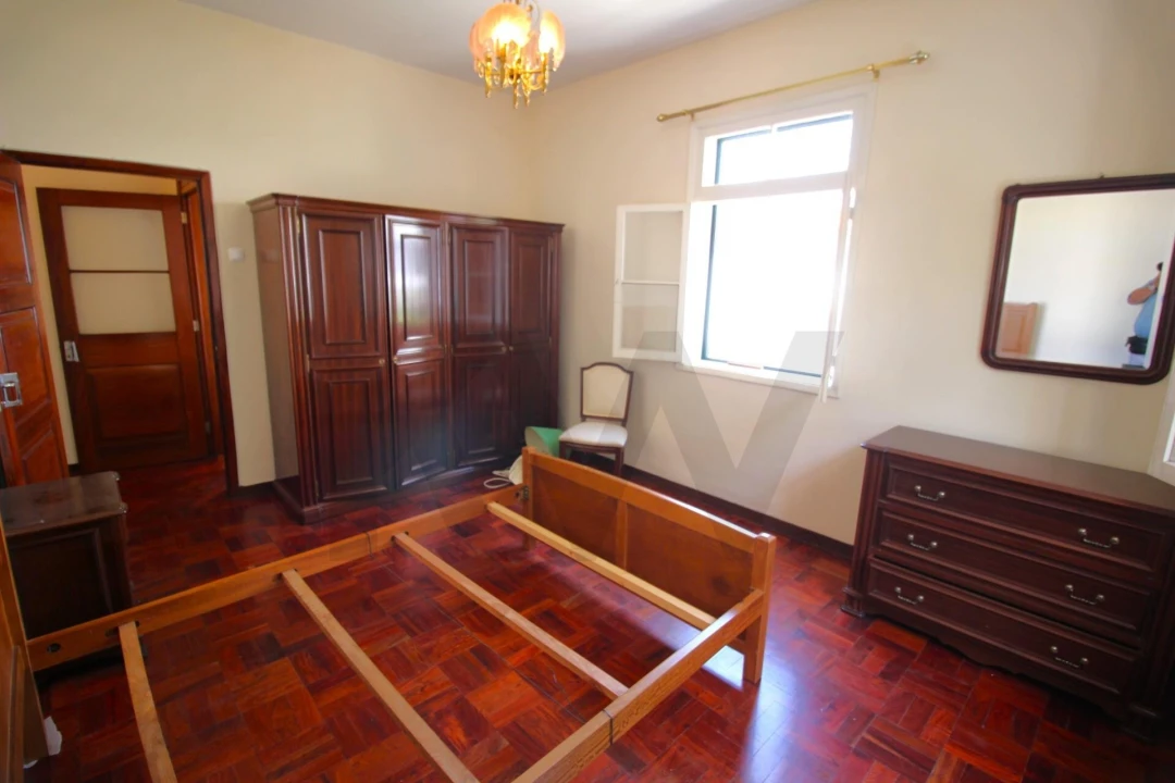 Moradia T5 para Venda em Funchal (Santa Maria Maior) Foto 46