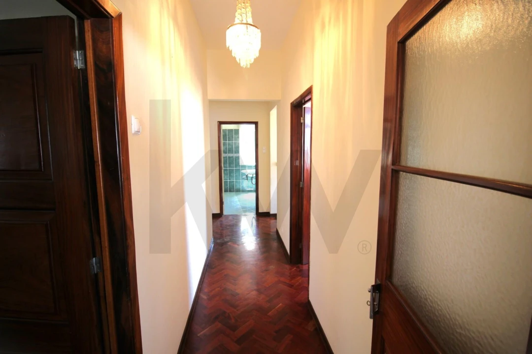 Moradia T5 para Venda em Funchal (Santa Maria Maior) Foto 40