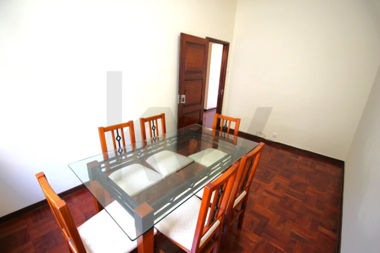 Moradia T5 para Venda em Funchal (Santa Maria Maior) Foto 68